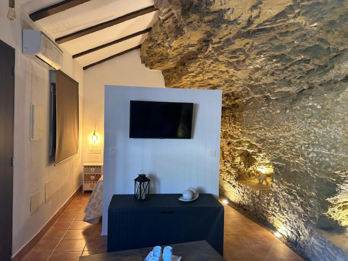 Casa Cueva Sol Y Luna Setenil Setenil De Las Bodegas Luaran gambar